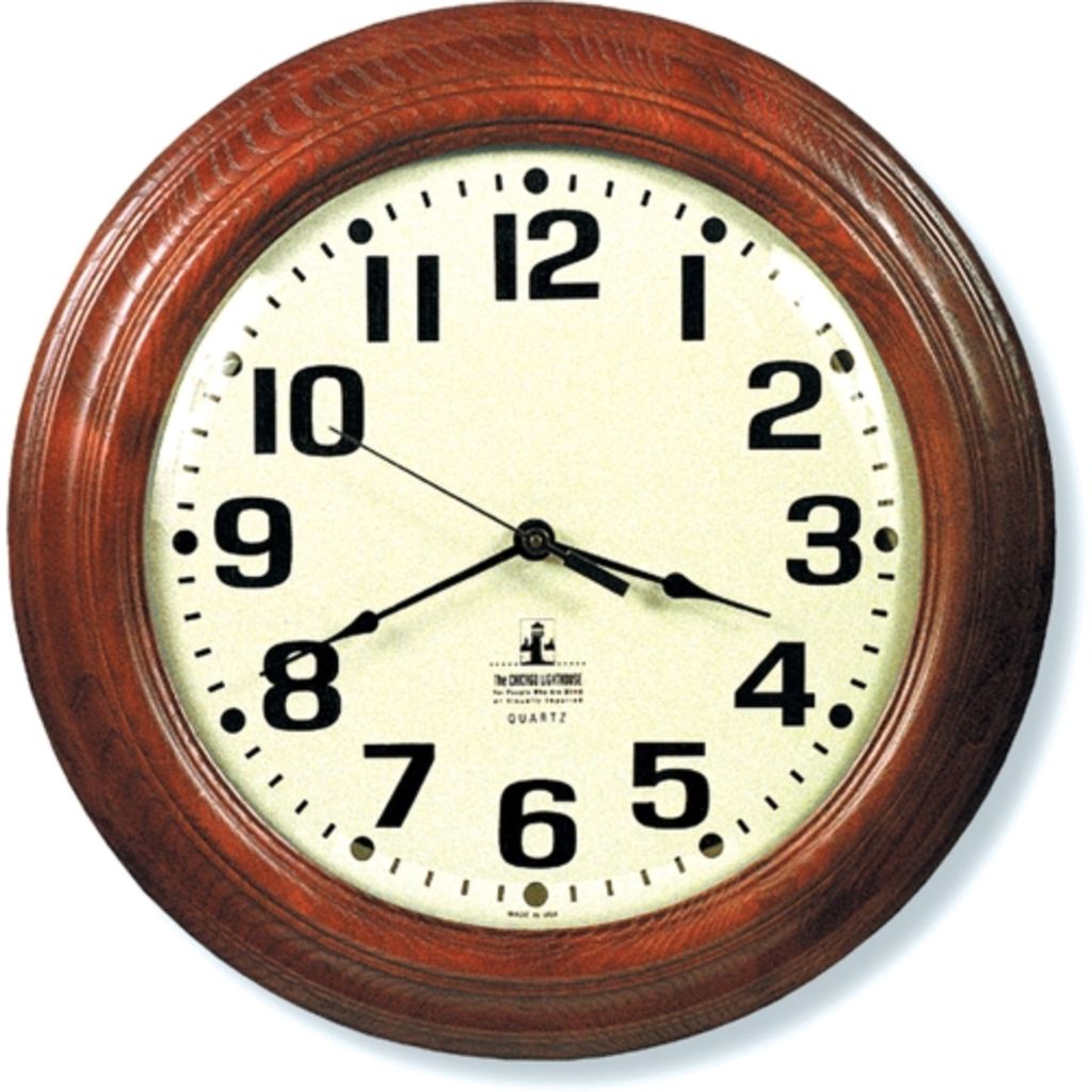 HARDWOOD WALL CLOCK MAHOGANY CASE, OFFWHITE FACE, 16 IN DIAMETER