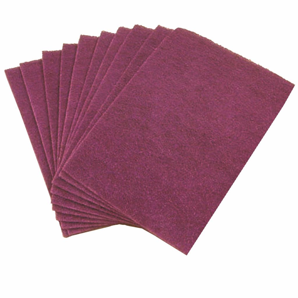 MAROON NYLON SCOURING PAD IS 6 X 9 X 3/8 AND USED FOR MEDIUMDUTY SCOURING JOBS. 20 PADS PER BOX.