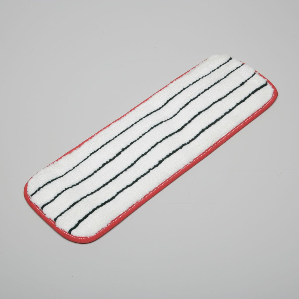 18 MICROFIBER FLAT MOPS OFFER PATENTPENDING DUAL FIBER CONSTRUCTION WITH SCRUBBING STRIPES WHICH ARE COLOR CODED TO PREVENT CROSSROOM CONTAMINATION. CHLORINE BLEACH SAFE. 10 PER CASE.