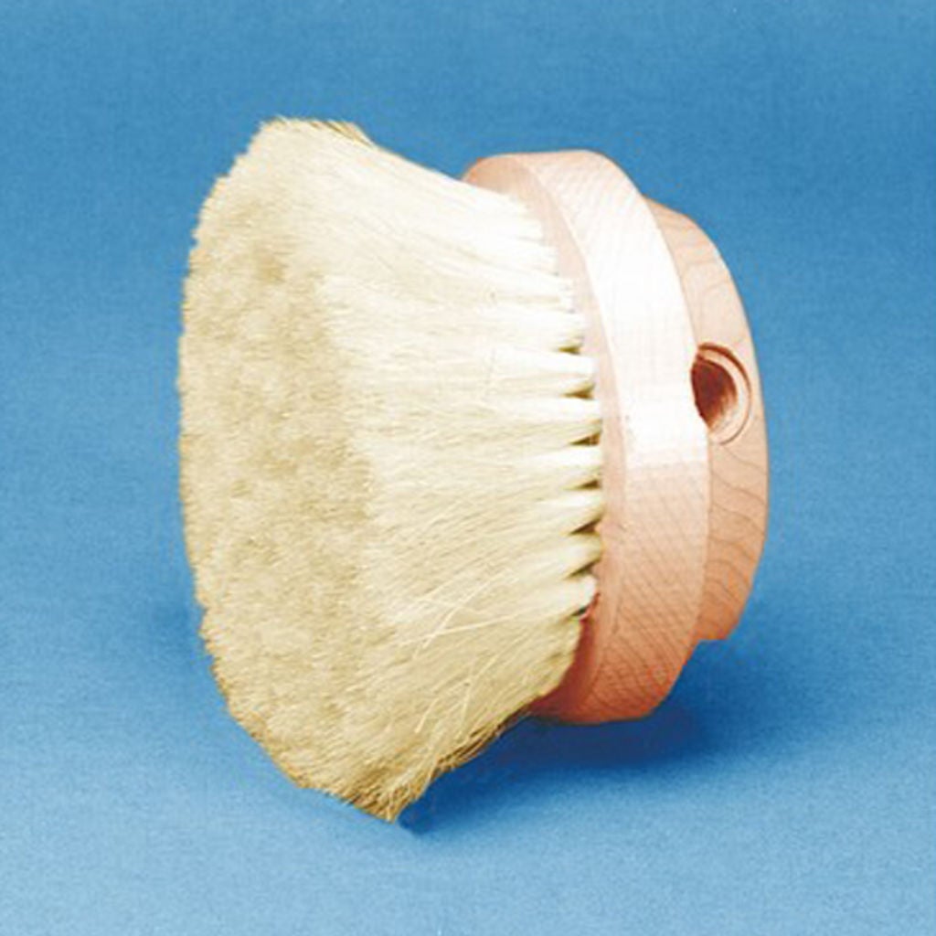 BRUSH CONTAINS WHITE FIBER BRISTLES. DESIGNED SPECIFICALLY FOR CLEANING AIRCRAFT EXTERIORS. ALSO GREAT FOR APPLYING METAL CLEANERS AND BRIGHTENING AGENTS TO METAL SURFACES..2 1/2 IN. LONG AND 5 IN. DIAMETER